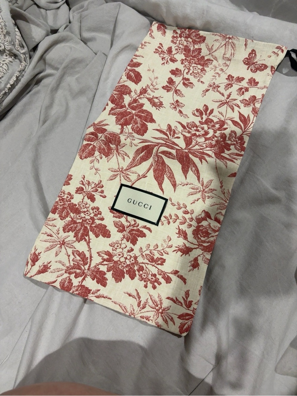 Gucci Floral Dust Bags – Set of 2 Authentic Luxury Storage Bags - Picture 2 of 5